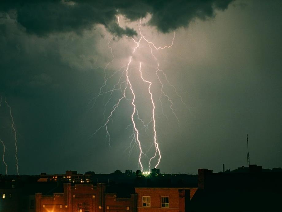 六年级语文下册暴风雨的启示课件西师大版_第4页